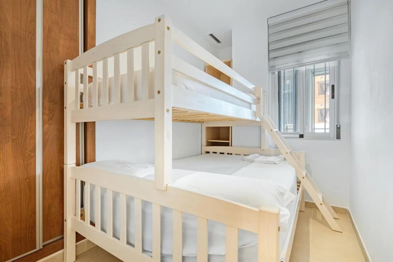 Apartamento Con Espectacular Terraza Frente Al Mar 오로페사델마르 외부 사진