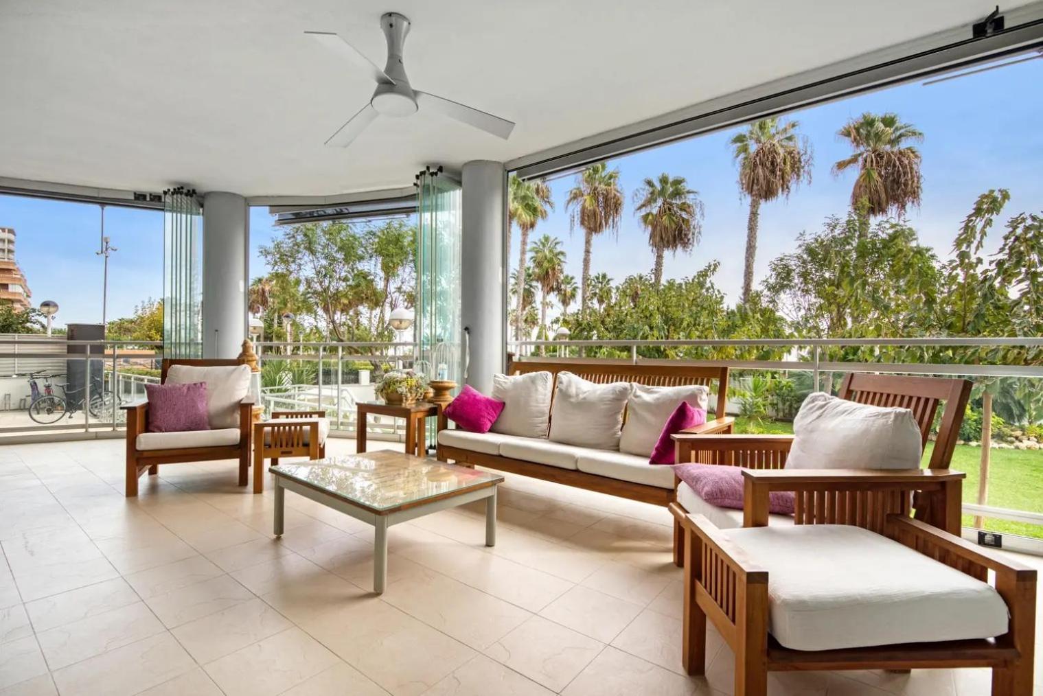 Apartamento Con Espectacular Terraza Frente Al Mar 오로페사델마르 외부 사진