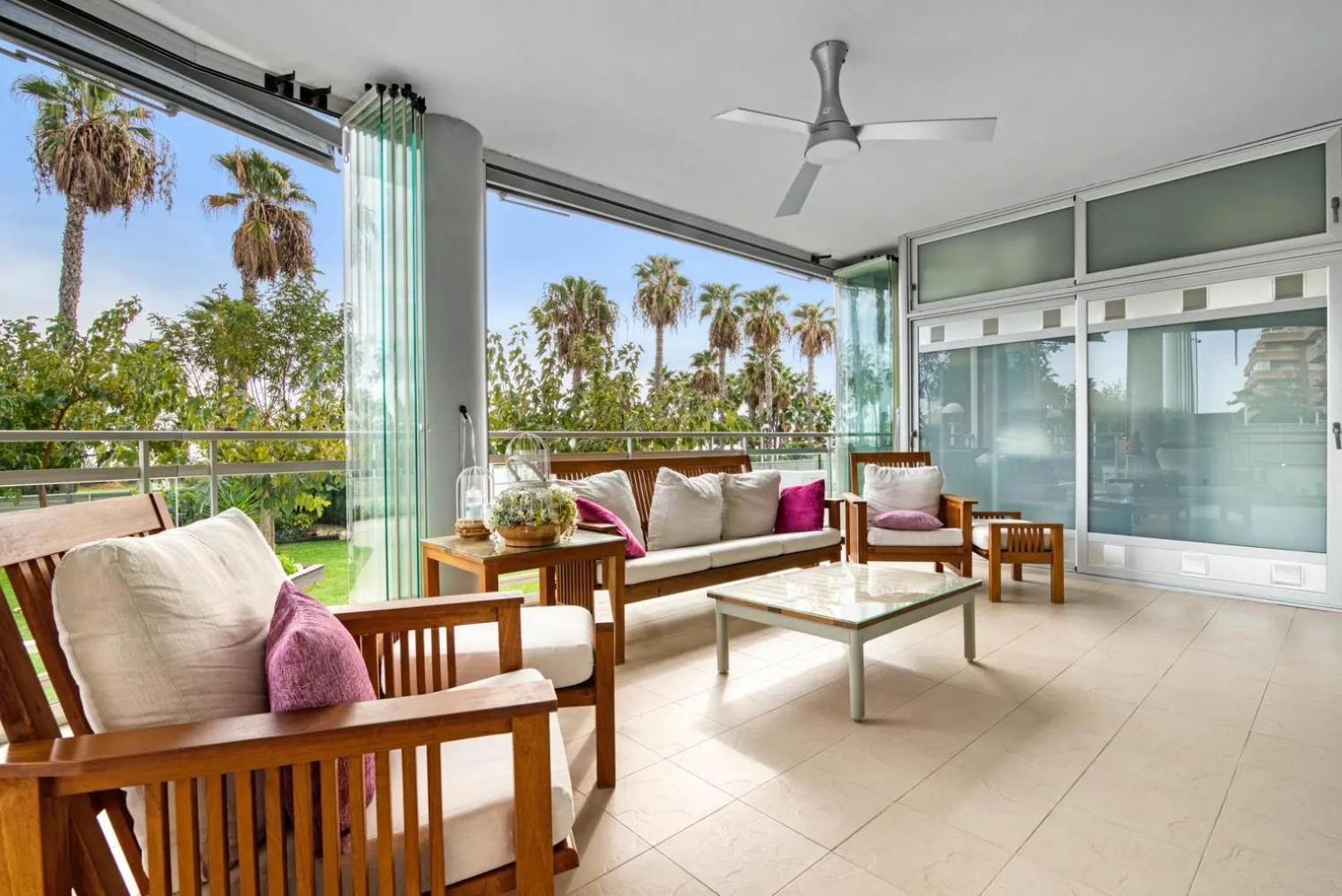 Apartamento Con Espectacular Terraza Frente Al Mar 오로페사델마르 외부 사진